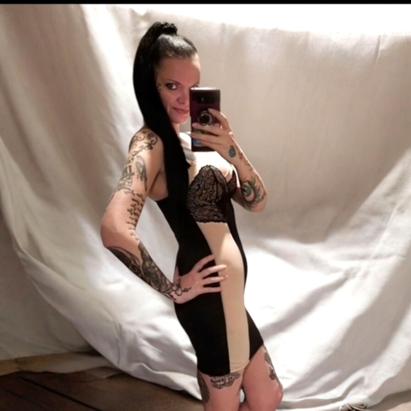 MARILYN MONROE ✦ Slip Dress Shapewear ✦ Black Lace Nude Panels Intimates M NWT - Picture 6 of 12